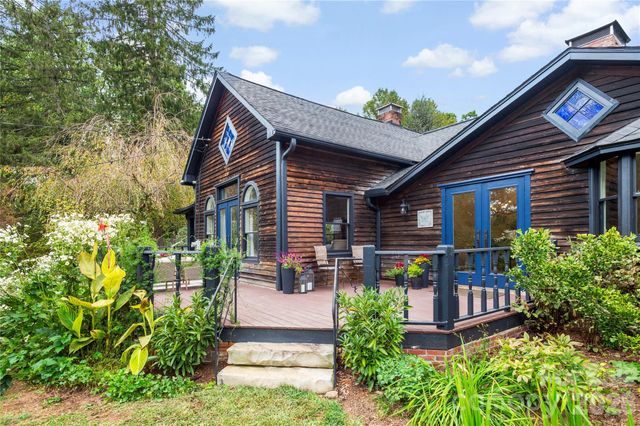 528 Padgettown Road, Black Mountain, NC 28711