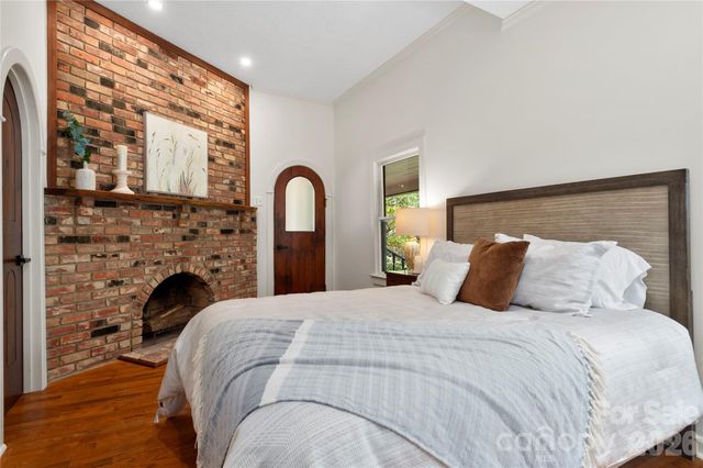 528 Padgettown Road, Black Mountain, NC 28711