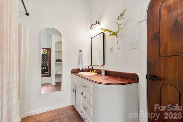 528 Padgettown Road, Black Mountain, NC 28711