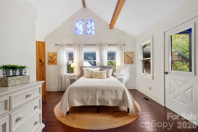 528 Padgettown Road, Black Mountain, NC 28711