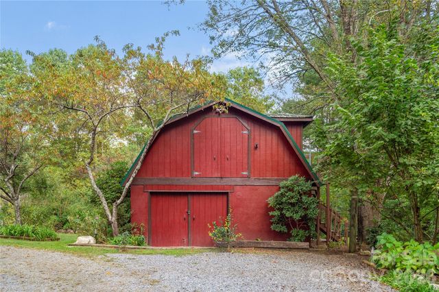 528 Padgettown Road, Black Mountain, NC 28711
