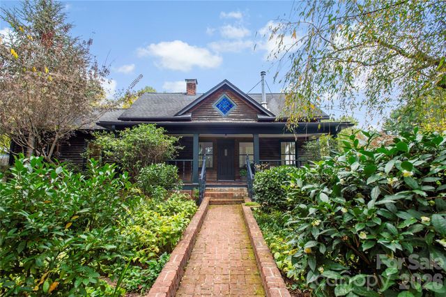 528 Padgettown Road, Black Mountain, NC 28711