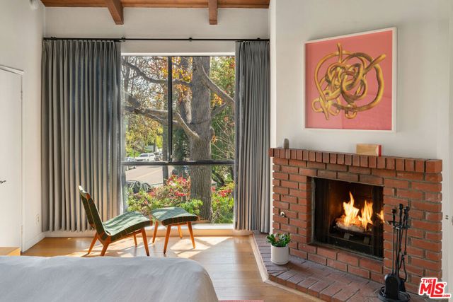 859 S Bundy Drive, Los Angeles, CA 90049