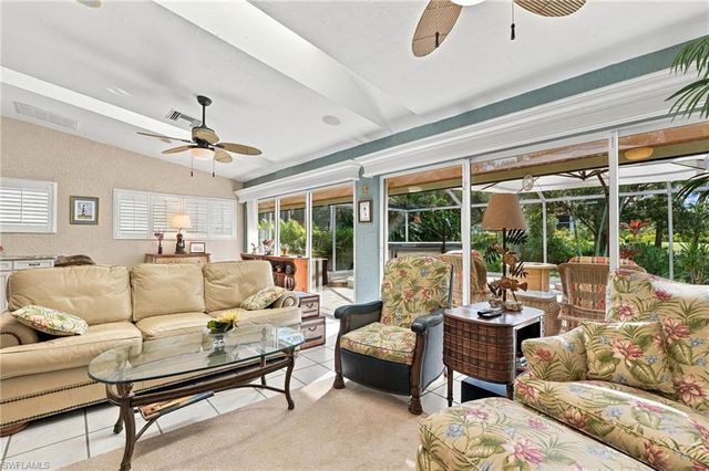 268 Countryside DR, Naples, FL 34104