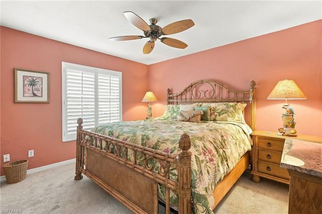 268 Countryside DR, Naples, FL 34104