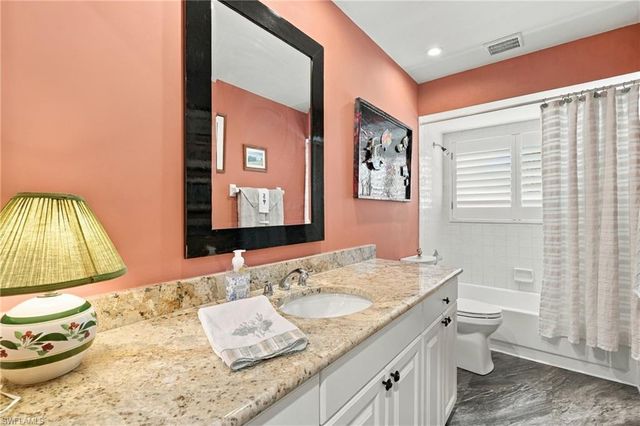 268 Countryside DR, Naples, FL 34104