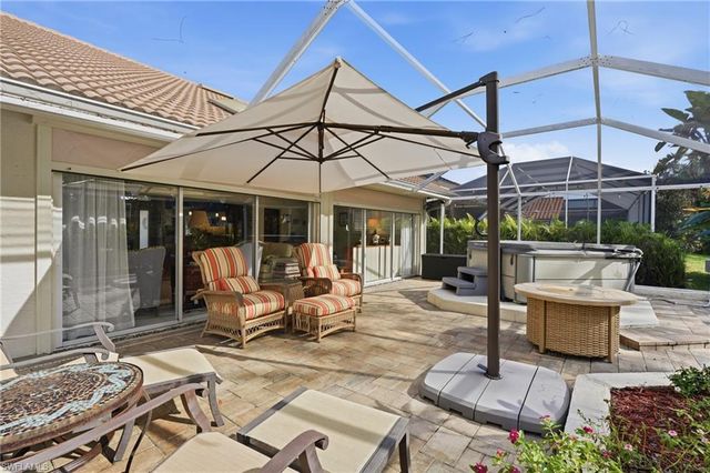 268 Countryside DR, Naples, FL 34104