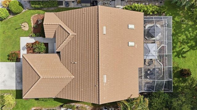 268 Countryside DR, Naples, FL 34104