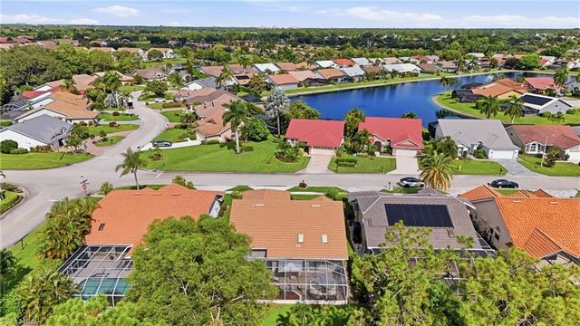 268 Countryside DR, Naples, FL 34104