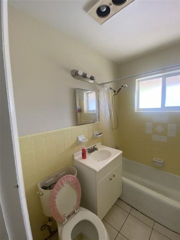 510 NW 13th Street, Fort Lauderdale, FL 33311