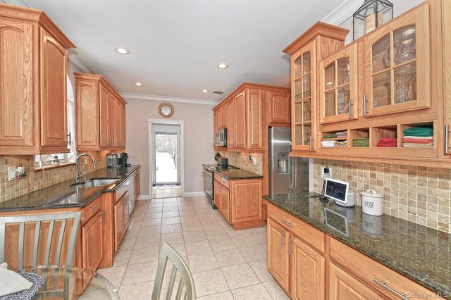 12 Crystal Brook Court, Nesconset, NY 11767