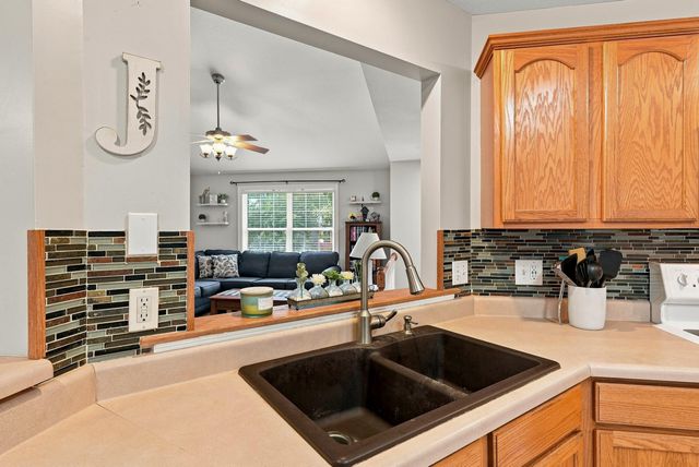 3008 LINDEN WAY, Columbia, MO 65202