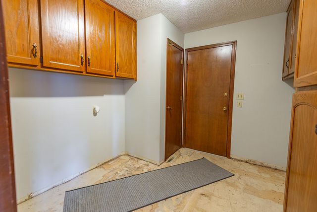 1240 S Arcadia Avenue, Springfield, MO 65804