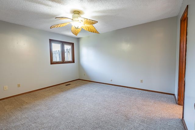 1240 S Arcadia Avenue, Springfield, MO 65804