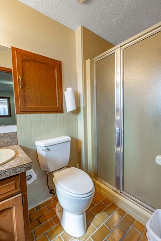 1240 S Arcadia Avenue, Springfield, MO 65804