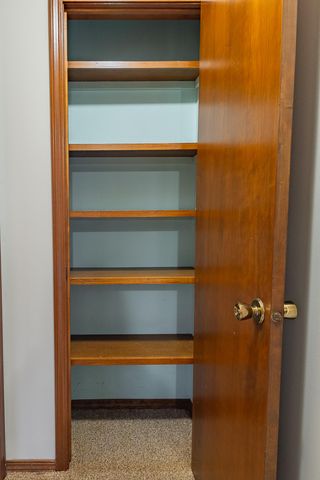 1240 S Arcadia Avenue, Springfield, MO 65804