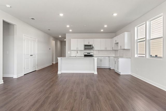 226 East Millbrook Drive, Spring Hill, TN 37174