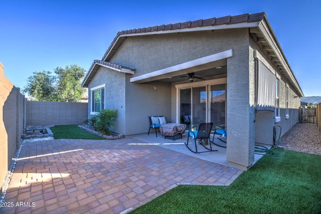 2842 E FRAKTUR Road, Phoenix, AZ 85040