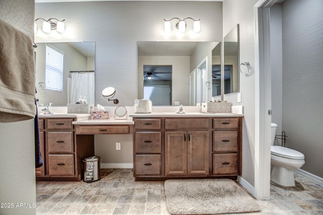 2842 E FRAKTUR Road, Phoenix, AZ 85040