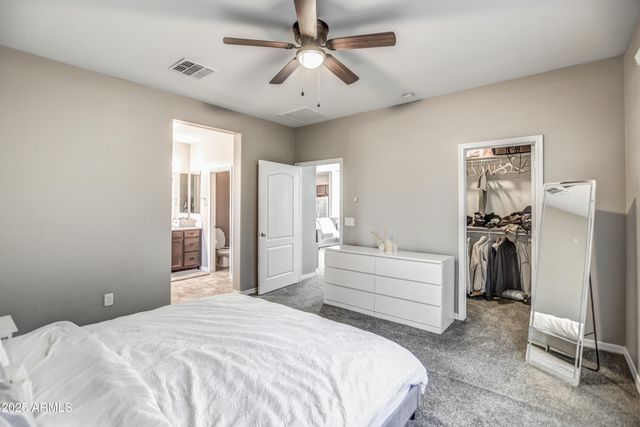 2842 E FRAKTUR Road, Phoenix, AZ 85040