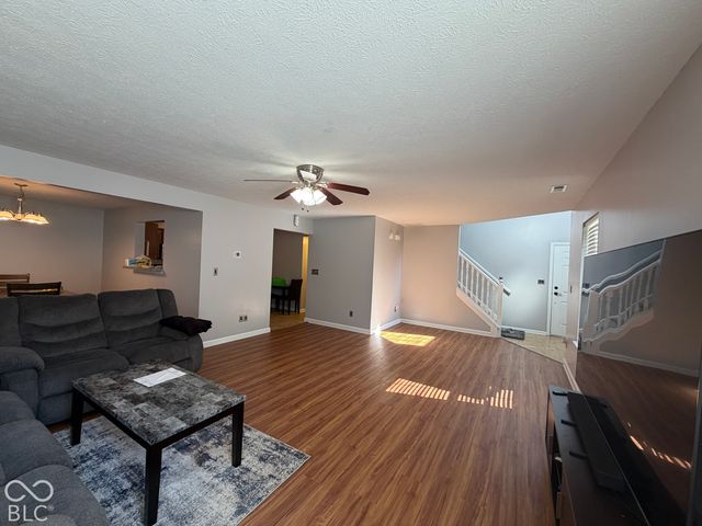 1946 Central Park Boulevard W, Greenwood, IN 46143