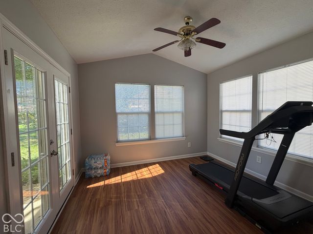 1946 Central Park Boulevard W, Greenwood, IN 46143