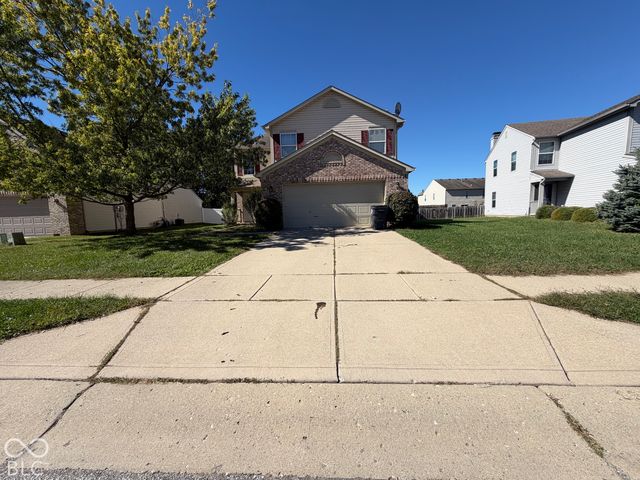 1946 Central Park Boulevard W, Greenwood, IN 46143
