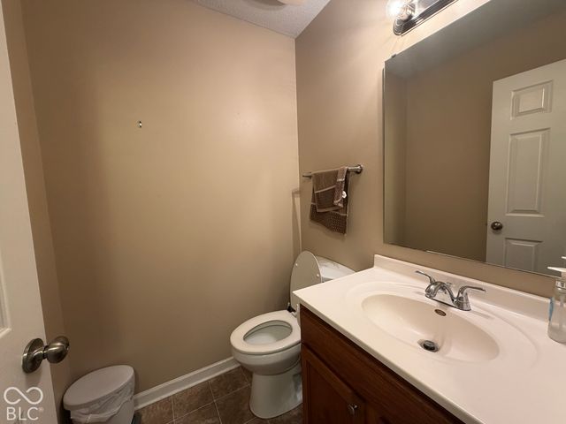 1946 Central Park Boulevard W, Greenwood, IN 46143