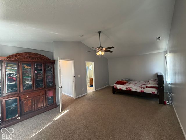 1946 Central Park Boulevard W, Greenwood, IN 46143