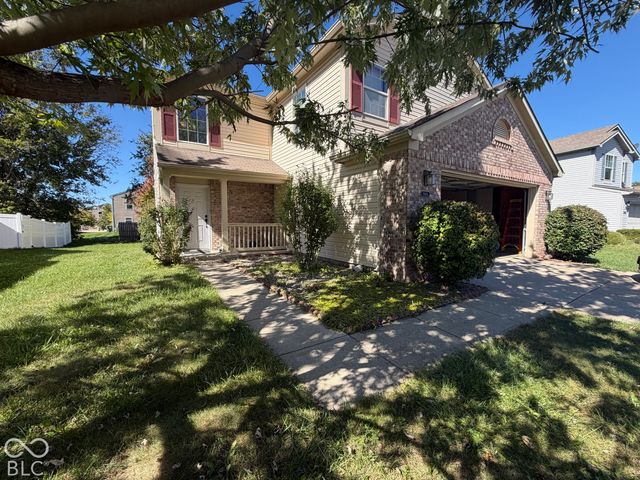 1946 Central Park Boulevard W, Greenwood, IN 46143