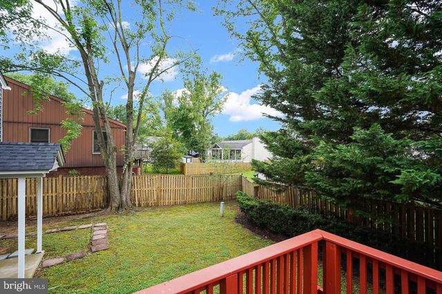 2230 CHESTERTOWN DR, Vienna, VA 22182