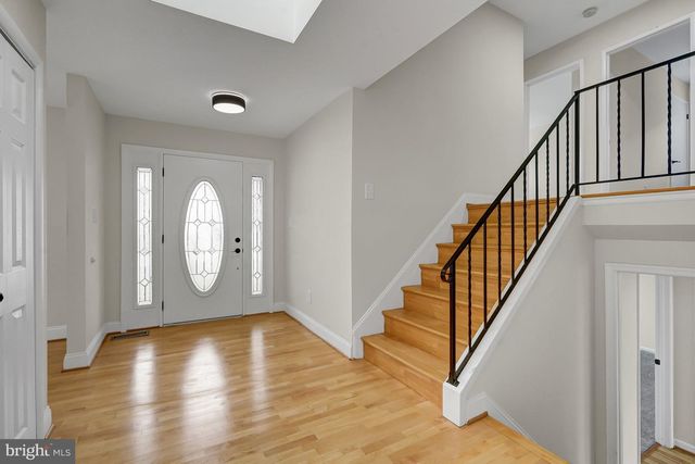 2230 CHESTERTOWN DR, Vienna, VA 22182
