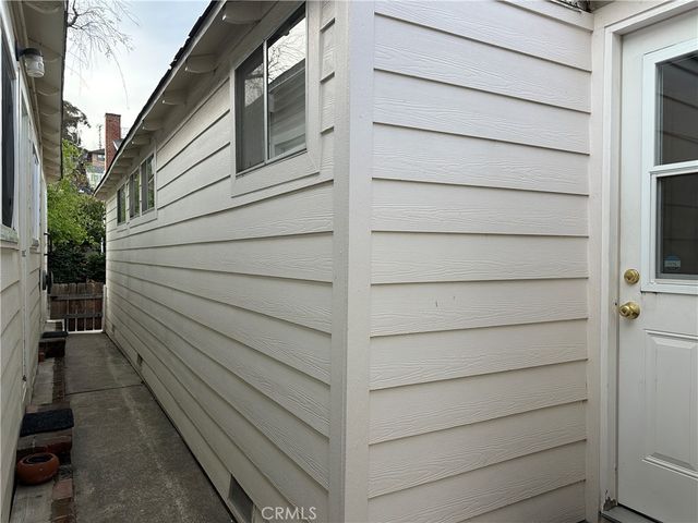 352 354 Eucalyptus, Avalon, CA 90704