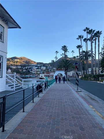 352 354 Eucalyptus, Avalon, CA 90704