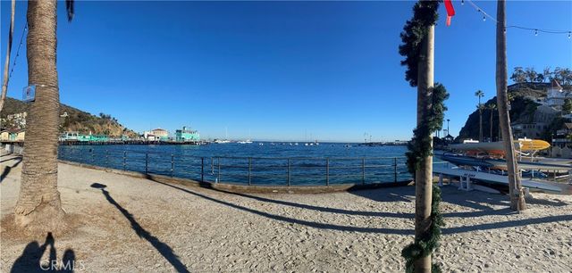 352 354 Eucalyptus, Avalon, CA 90704