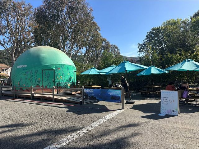 352 354 Eucalyptus, Avalon, CA 90704