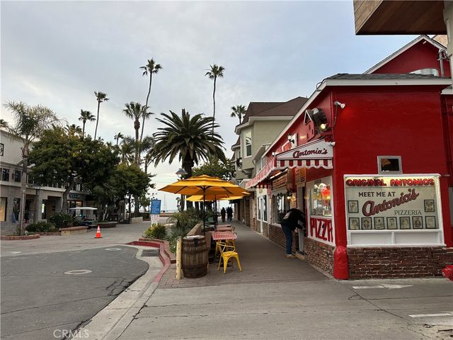 352 354 Eucalyptus, Avalon, CA 90704