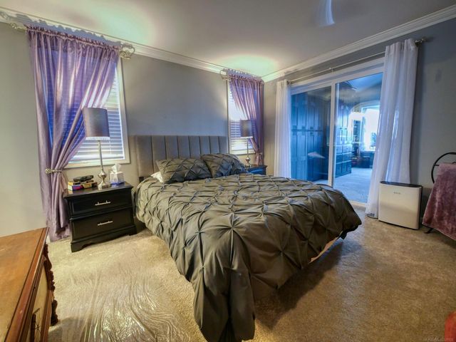 5403 Pointe Drive, East China, MI 48054