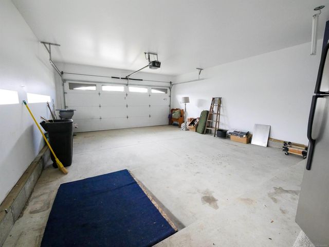 5403 Pointe Drive, East China, MI 48054