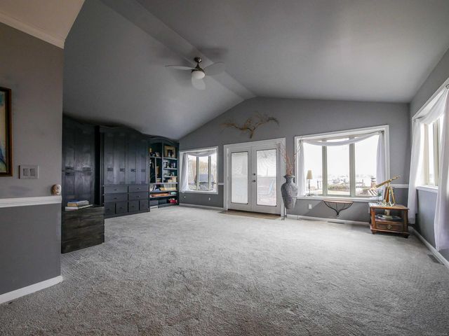 5403 Pointe Drive, East China, MI 48054