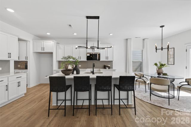 128 Pembroke Way 19, Albemarle, NC 28001