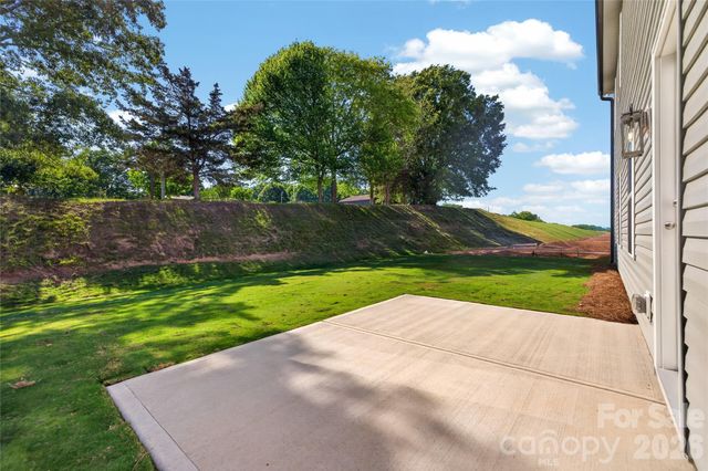 128 Pembroke Way 19, Albemarle, NC 28001