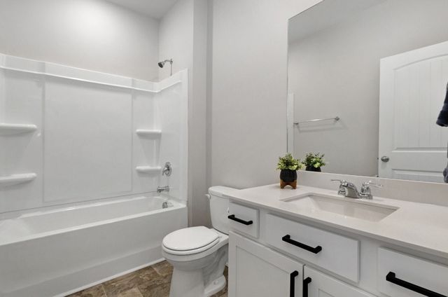 7300 Sunny Parks Dr, White House, TN 37188