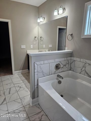 6242 Esau Street, Linden, NC 28356