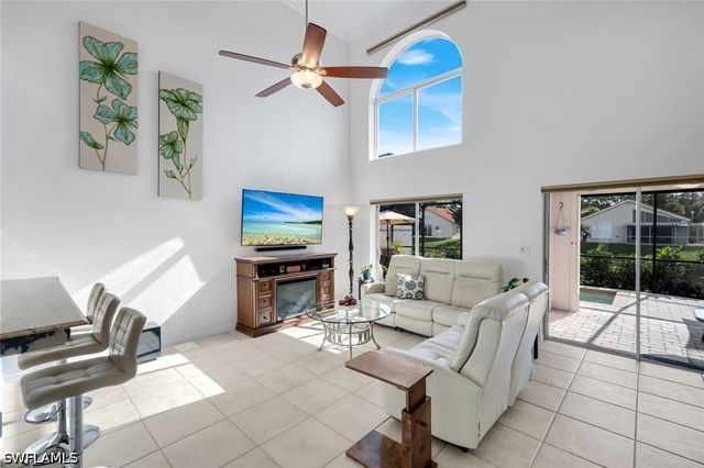 172 Sabal Lake DR, Naples, FL 34104