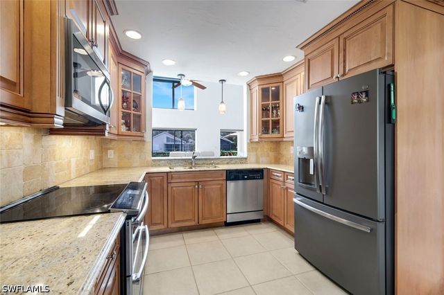 172 Sabal Lake DR, Naples, FL 34104