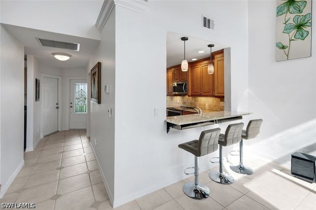 172 Sabal Lake DR, Naples, FL 34104