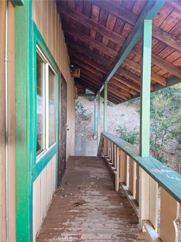 629 Chateau, Crestline, CA 92325