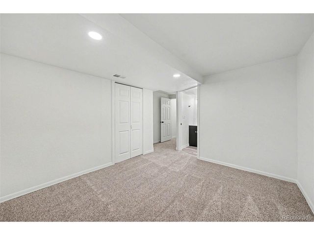 908 Applewood Ct, Fort Lupton, CO 80621