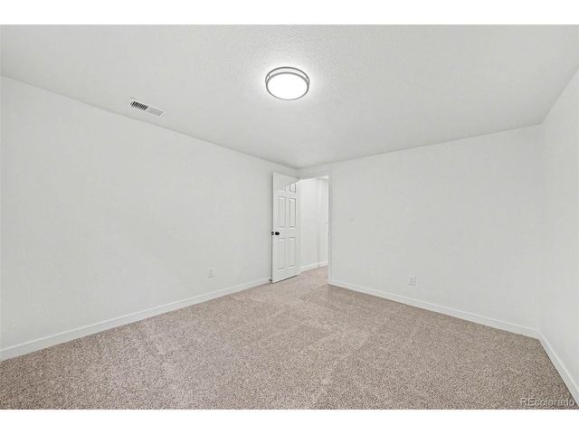 908 Applewood Ct, Fort Lupton, CO 80621